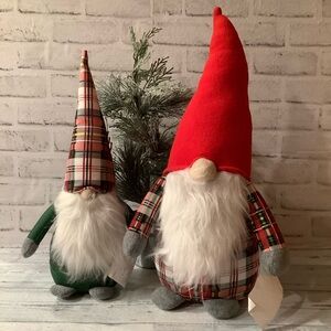 Set of 2 Christmas Gnome Pillows